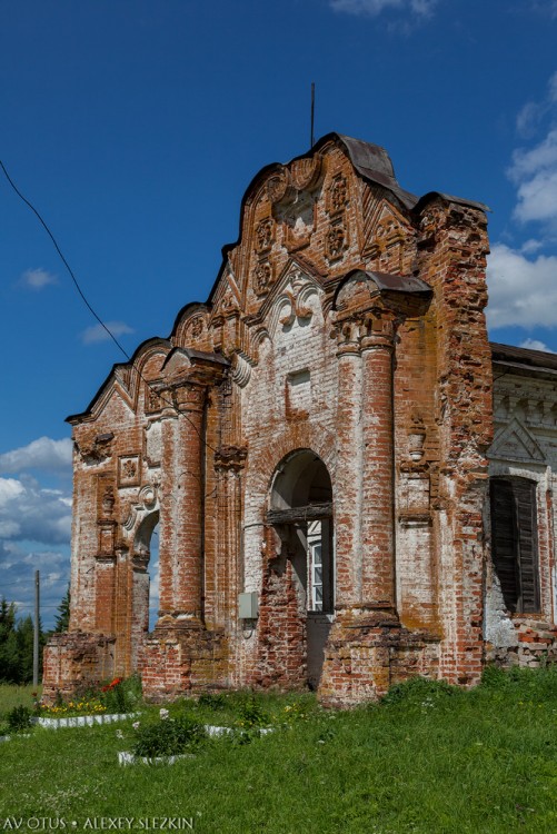 Сырьяны. Церковь Николая Чудотворца. фасады