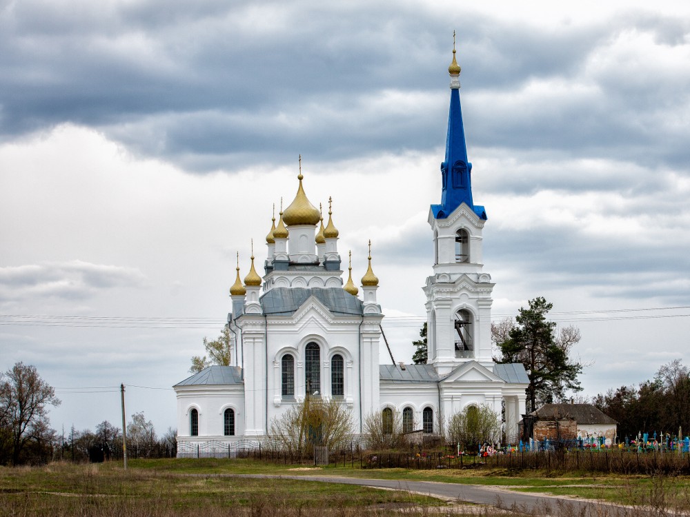 Белица. Церковь Введения во храм Пресвятой Богородицы. фасады