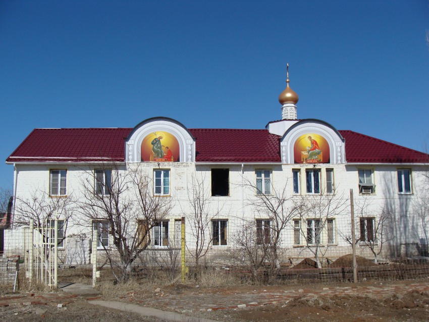 Волжский. Церковь Тихона, Патриарха Всероссийского. фасады