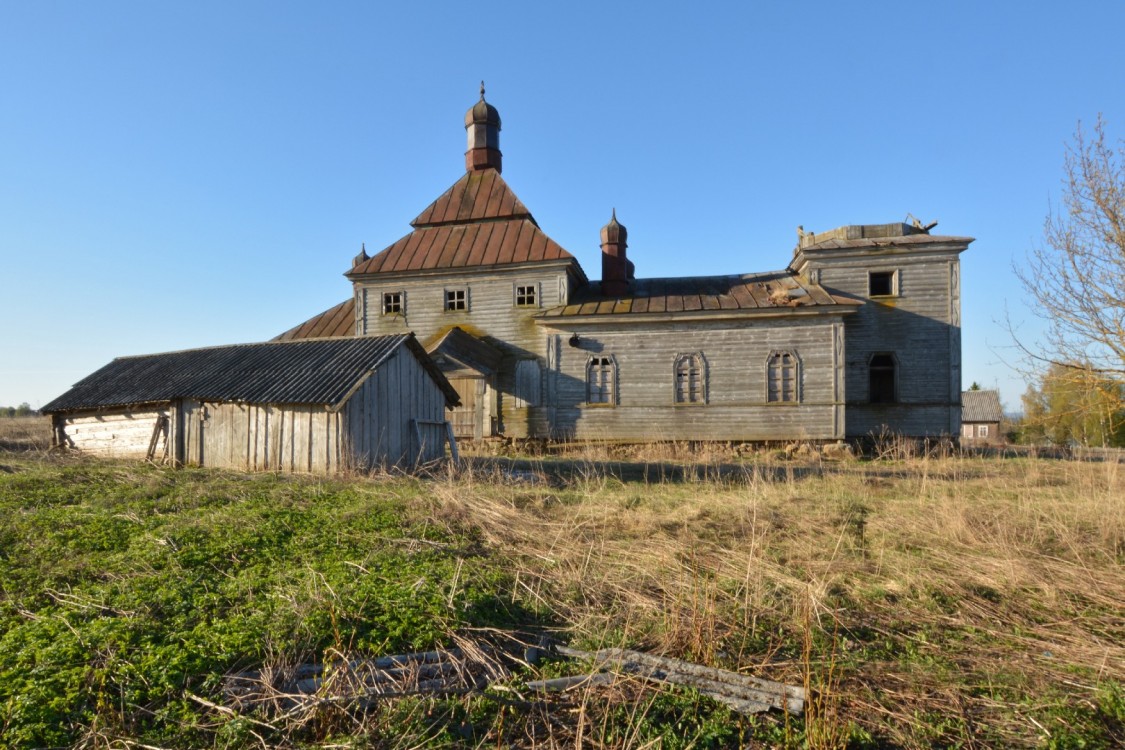 Великий Двор (Макачевский с/с). Церковь Воскресения Христова. фасады, Вид с севера