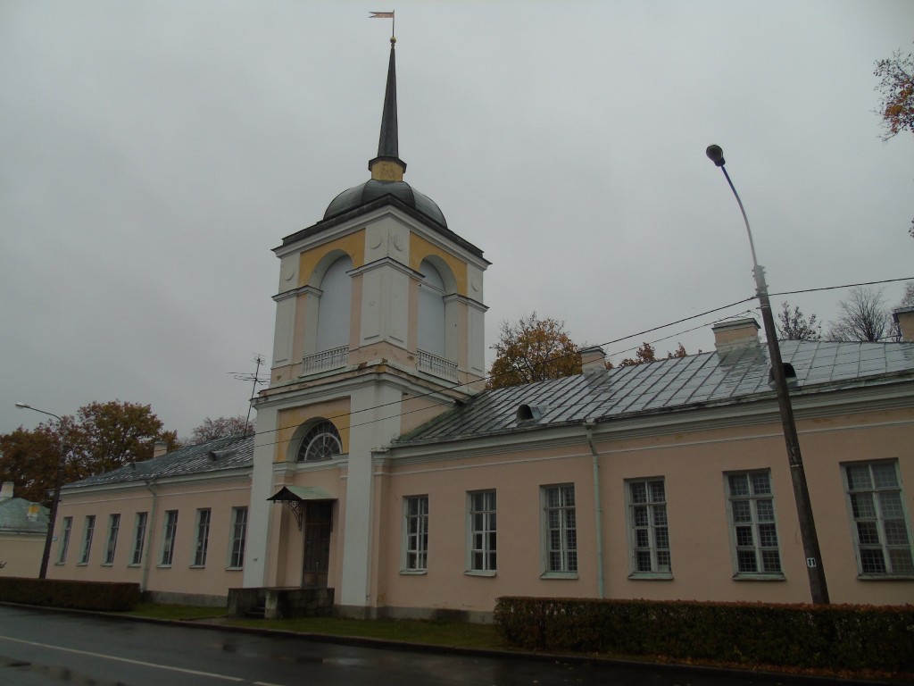 Церковь Воздвижения Креста Господня, Петергоф (Санкт-Петербург, Петродворцовый район, г. Санкт-Петербург). фасады