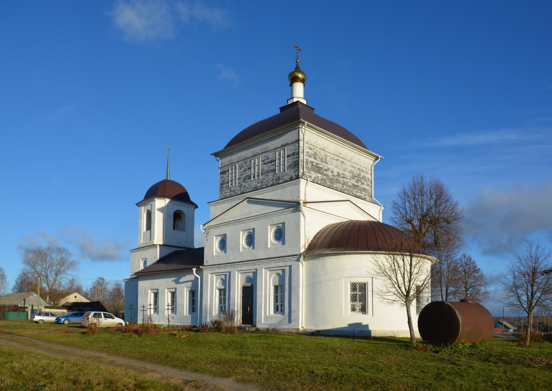 Церковь Михаила Архангела, Лутна (Клетнянский район, Брянская область). фасады