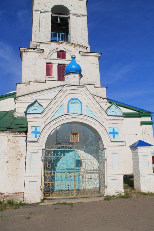 Церковь Владимирской иконы Божией Матери, Владимирское (Горномарийский район, Республика Марий Эл). дополнительная информация, Фасады