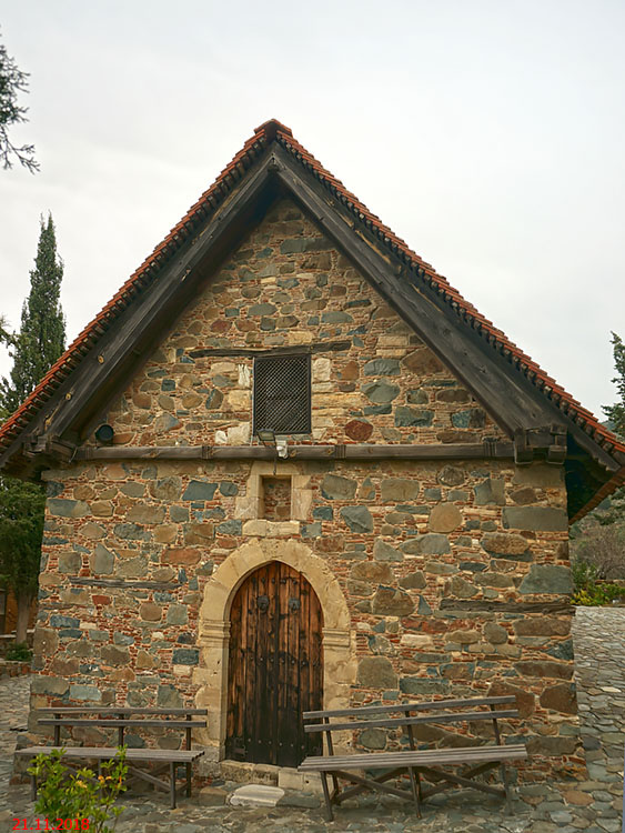 Церковь Петра и Павла, Фикарду (Никосия, Кипр). фасады