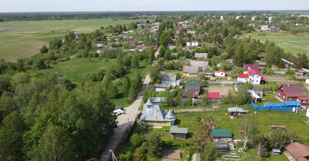 Церковь Серафима Саровского, Нурма (Тосненский район, Ленинградская область). общий вид в ландшафте