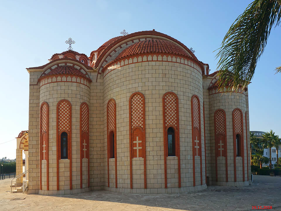 Церковь Варвары великомученицы (новая), Паралимни (Фамагуста, Кипр). фасады