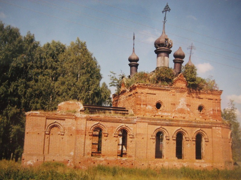 Кажлейка. Церковь Казанской иконы Божией Матери. фасады, Вид храма в 2004 году