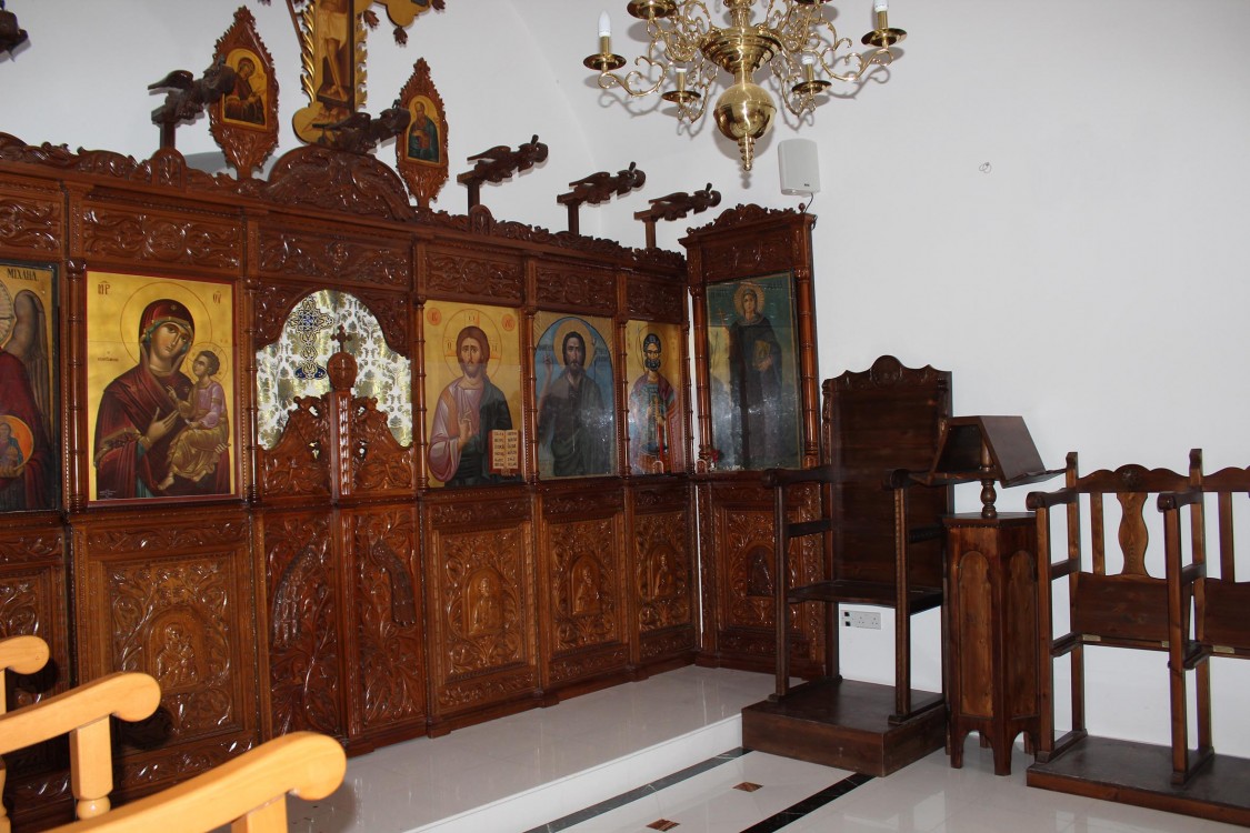 Церковь Феклы Иконийской, Айа-Напа (Фамагуста, Кипр). интерьер и убранство