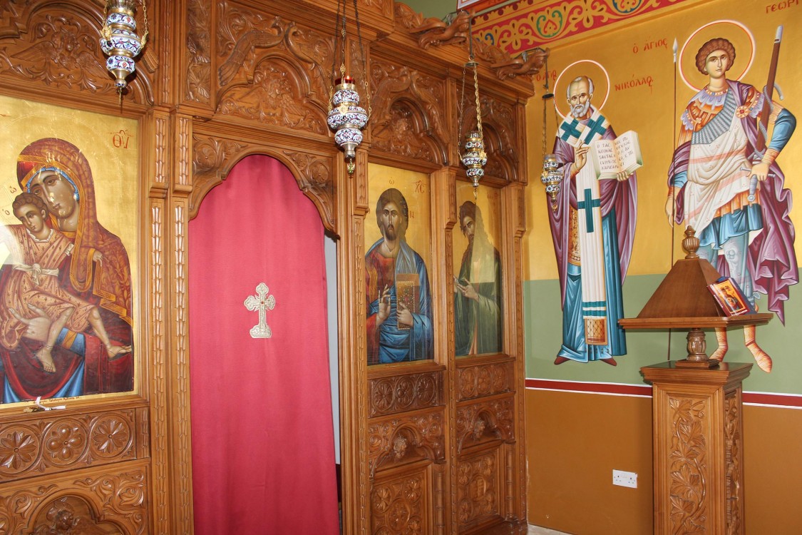 Церковь Андрея Первозванного, Айа-Напа (Фамагуста, Кипр). интерьер и убранство