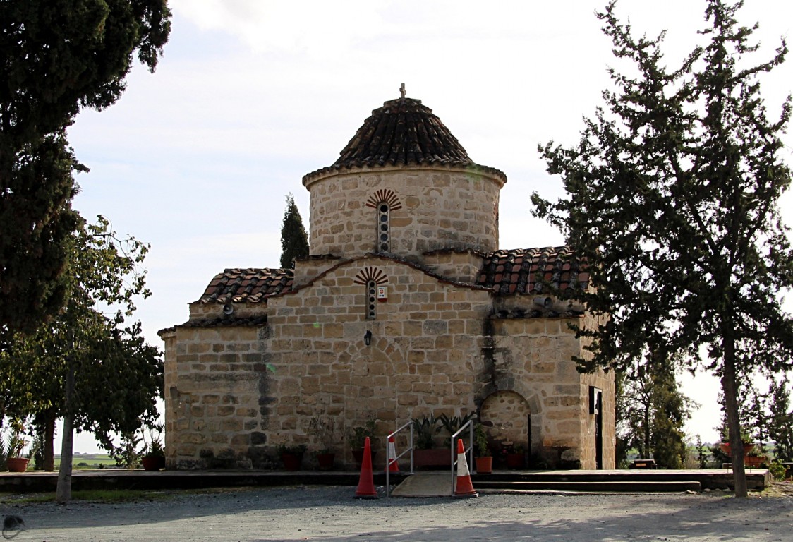 Церковь Георгия Победоносца, Ларнака (Ларнака, Кипр). фасады