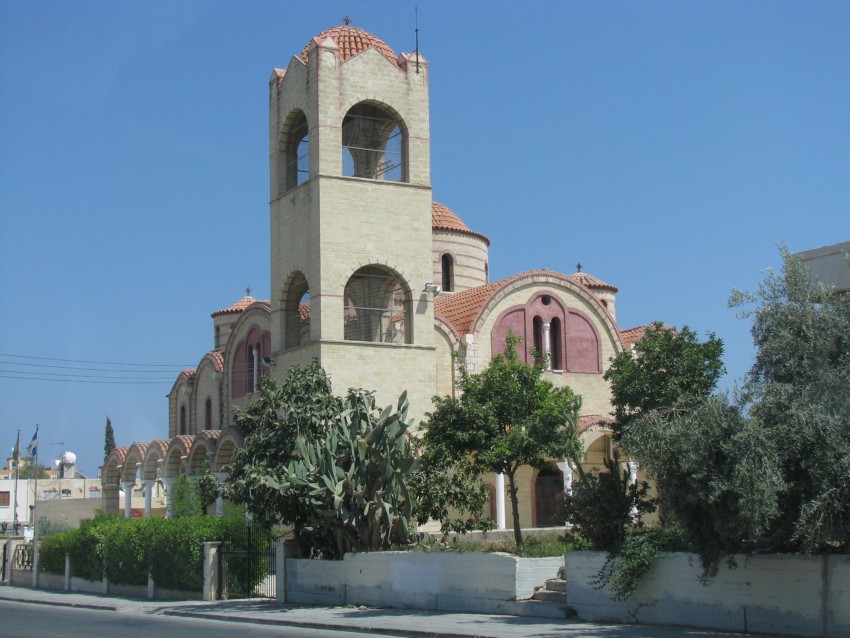 Церковь Феклы Иконийской, Ларнака (Ларнака, Кипр). общий вид в ландшафте