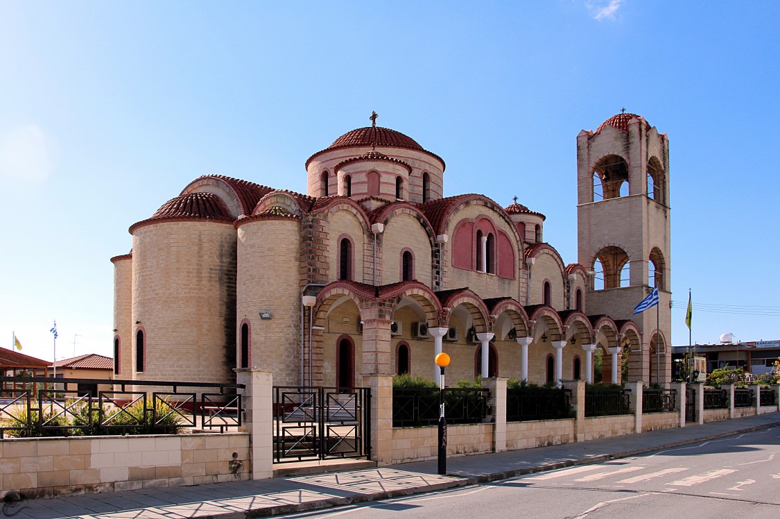Церковь Феклы Иконийской, Ларнака (Ларнака, Кипр). фасады