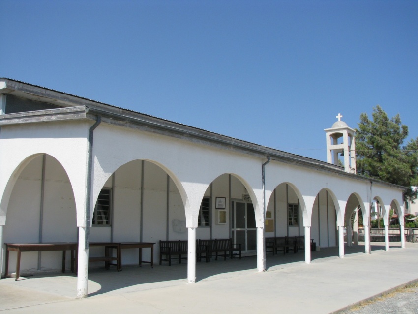 Церковь Елевферия, Ларнака (Ларнака, Кипр). общий вид в ландшафте