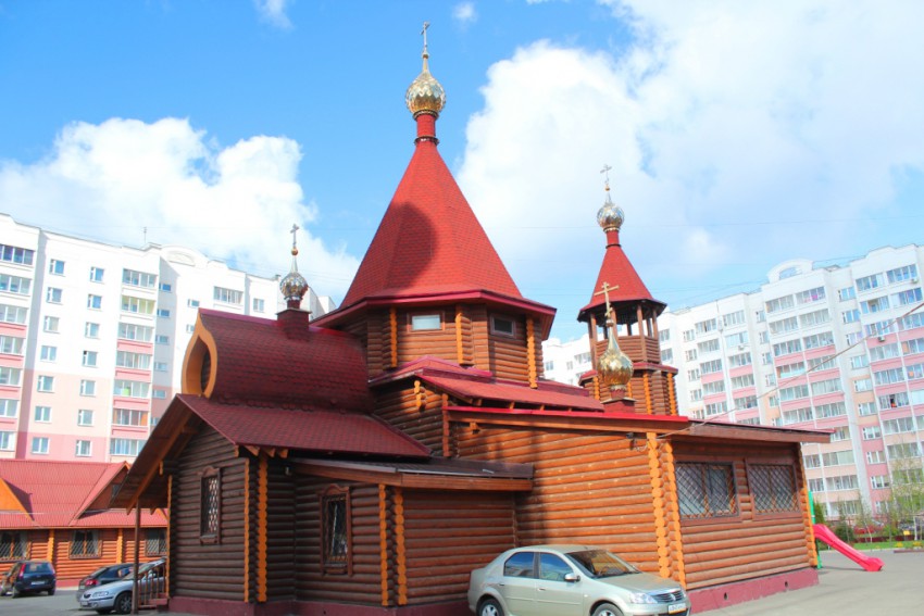 Иваново. Церковь Серафима Саровского. общий вид в ландшафте, Вид с северо-востока