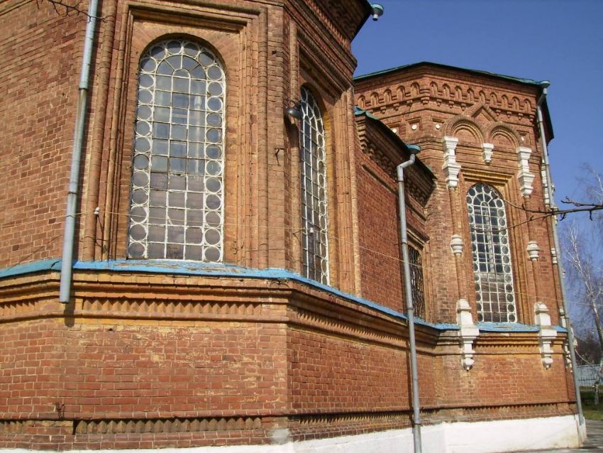 Церковь Сретения Господня в бывшей станице Александровской, Ростов-на-Дону (Ростов-на-Дону, город, Ростовская область). архитектурные детали, Правый  придел  и  главный  престол