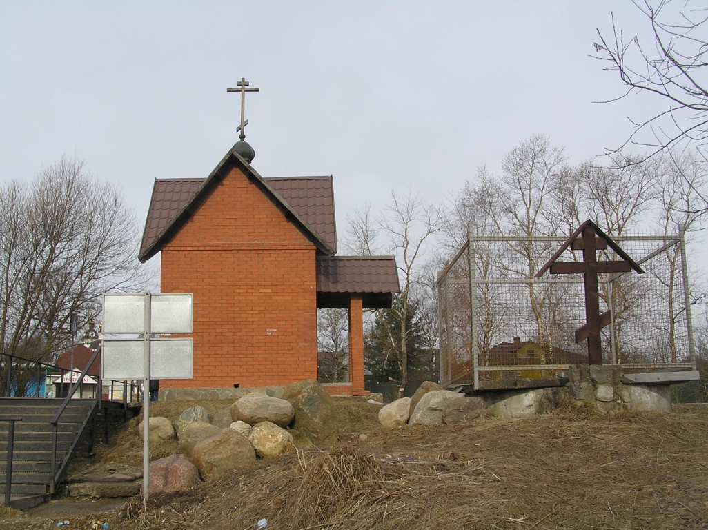 Часовня Николая Чудотворца, Язвище (Волоколамский городской округ, Московская область). общий вид в ландшафте