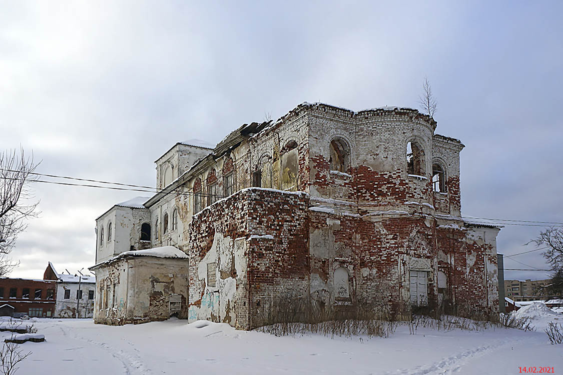 Валдай. Церковь Введения во храм Пресвятой Богородицы. фасады