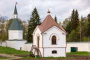 Иверский монастырь. Усыпальница Панаевых с часовней (Серафима Саровского?), , Валдай, Валдайский район, Новгородская область