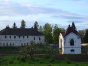 Иверский монастырь. Усыпальница Панаевых с часовней (Серафима Саровского?), , Валдай, Валдайский район, Новгородская область