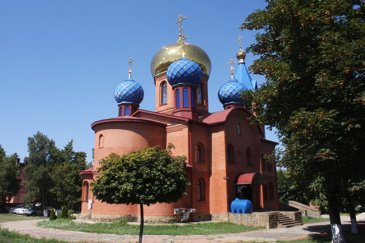 Церковь Успения Пресвятой Богородицы, Ладожская (Усть-Лабинский район, Краснодарский край). фасады