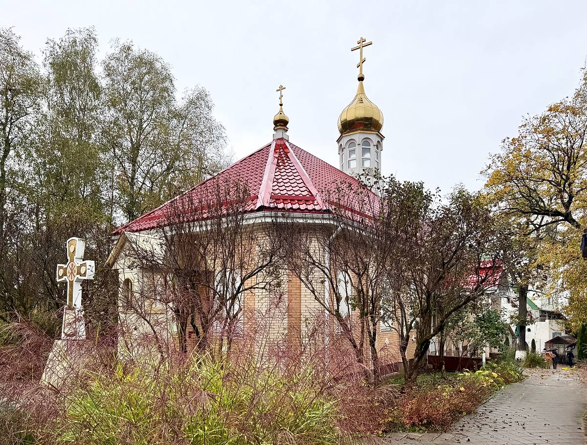 Вид с востока, фасады. Михаило-Афонская Закубанская пустынь. Церковь Михаила Архангела, Победа (Майкопский район, Республика Адыгея)