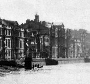 Домовая церковь Михаила Архангела при дворце вел. кн. Николая Михайловича, Кадрирование фото с сайта http://humus.livejournal.com<br>, Санкт-Петербург, Санкт-Петербург, г. Санкт-Петербург