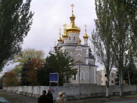 Ясиноватая. Церковь Петра и Павла