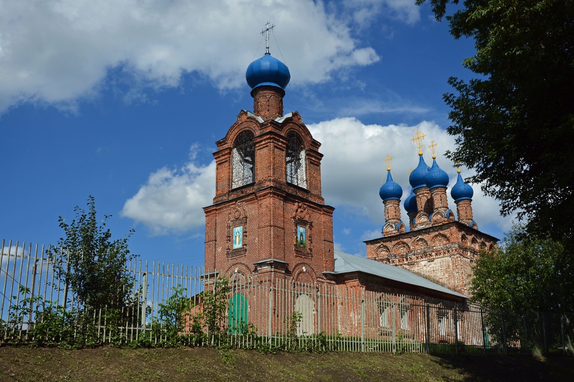 Рязань. Церковь Покрова Пресвятой Богородицы в Храпове. фасады