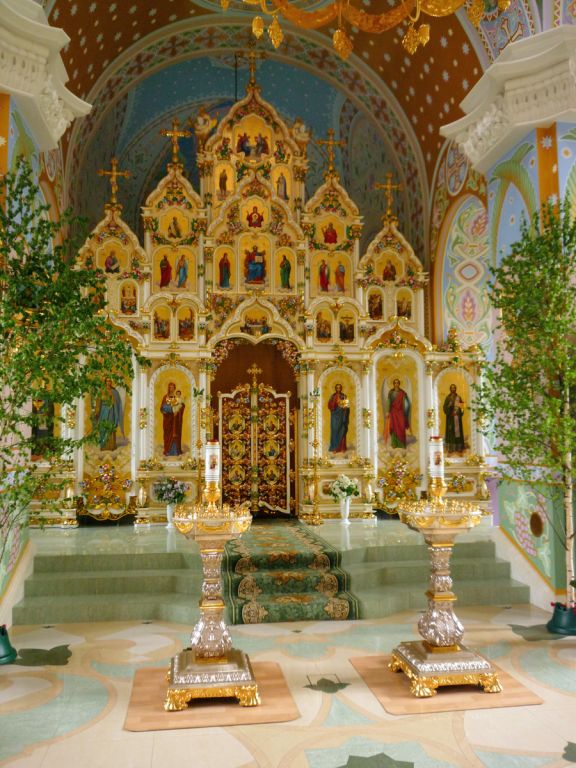 Церковь Серафима Саровского, Екатеринбург (Екатеринбург (МО город Екатеринбург), Свердловская область). интерьер и убранство