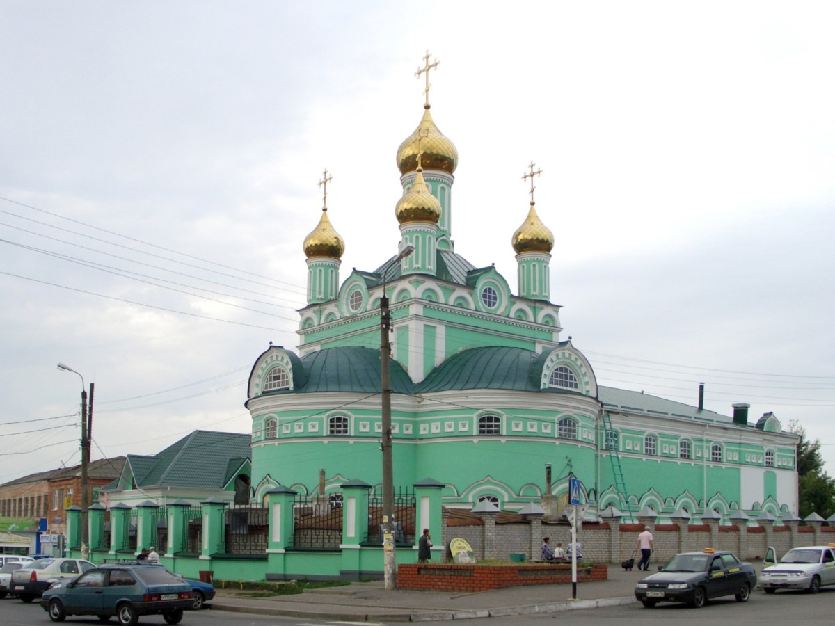Кафедральный собор Троицы Живоначальной, Щигры (Щигровский район, Курская область). фасады
