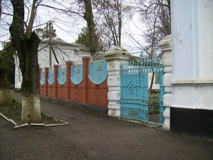 Успенский женский монастырь, Кореновск (Кореновский район, Краснодарский край). художественные фотографии, Монастырская  ограда