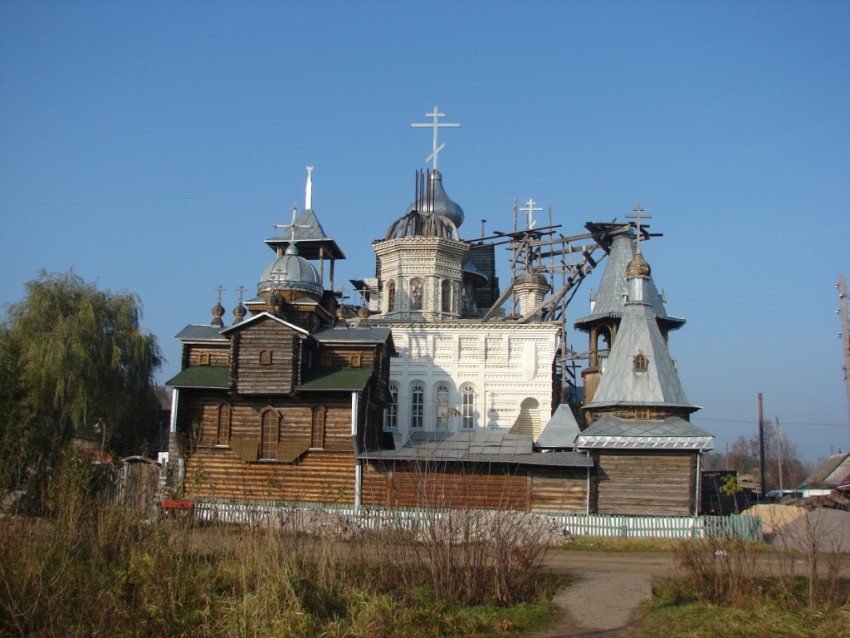 Церковь Покрова Пресвятой Богородицы, Алтухово (Навлинский район, Брянская область). фасады