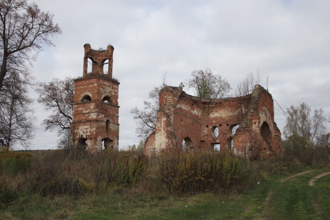 Церковь Преображения Господня, Дубровка (Думиничский район, Калужская область). фасады