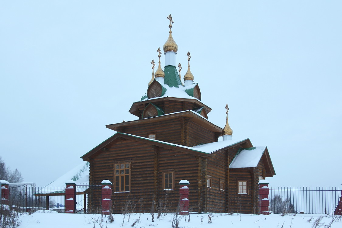 Екатеринбург. Церковь Аркадия Екатеринбургского на Нижне-Исетском кладбище. фасады, Южный фасад