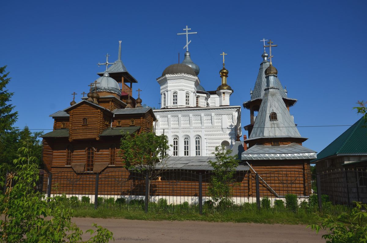 Церковь Покрова Пресвятой Богородицы, Алтухово (Навлинский район, Брянская область). фасады