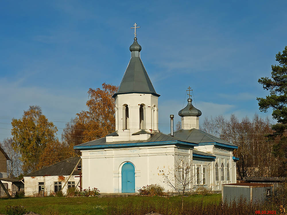 Церковь Введения во храм Пресвятой Богородицы, Вятка (Пестовский район, Новгородская область). фасады