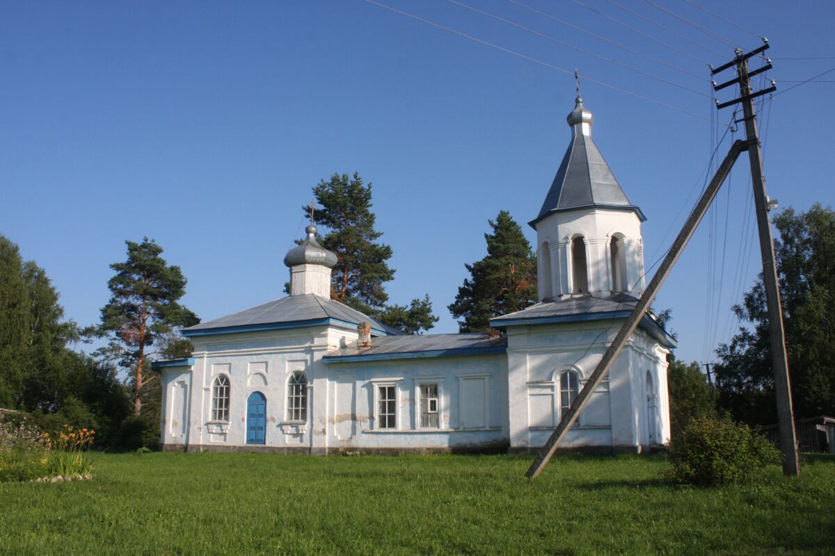 Церковь Введения во храм Пресвятой Богородицы, Вятка (Пестовский район, Новгородская область). фасады