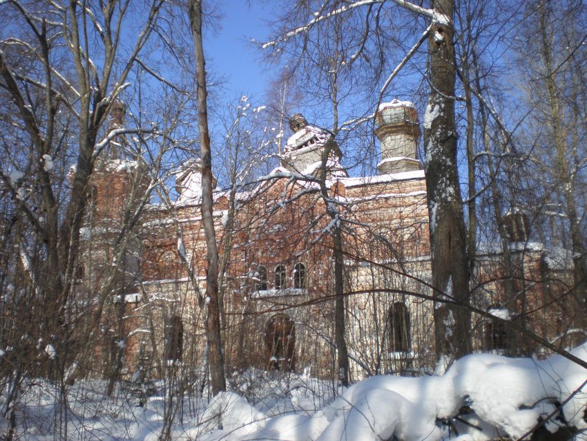 Церковь Троицы Живоначальной, Турны (Бологовский район, Тверская область). фасады