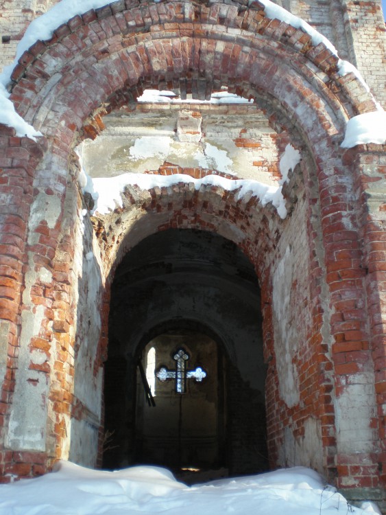 Церковь Иверской иконы Божией Матери (старая), Лыкошино (Бологовский район, Тверская область). архитектурные детали