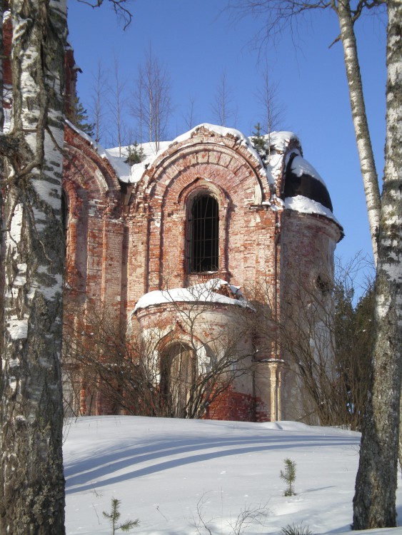 Церковь Иверской иконы Божией Матери (старая), Лыкошино (Бологовский район, Тверская область). архитектурные детали