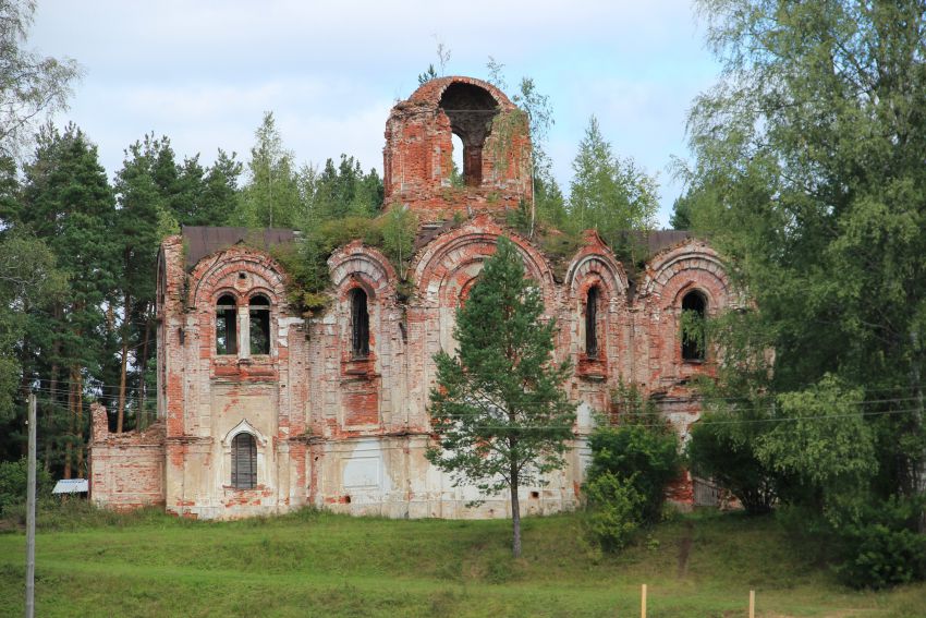 Церковь Иверской иконы Божией Матери (старая), Лыкошино (Бологовский район, Тверская область). фасады