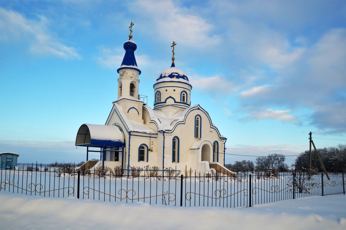 Большая Поляна. Церковь Сергия Радонежского. фасады