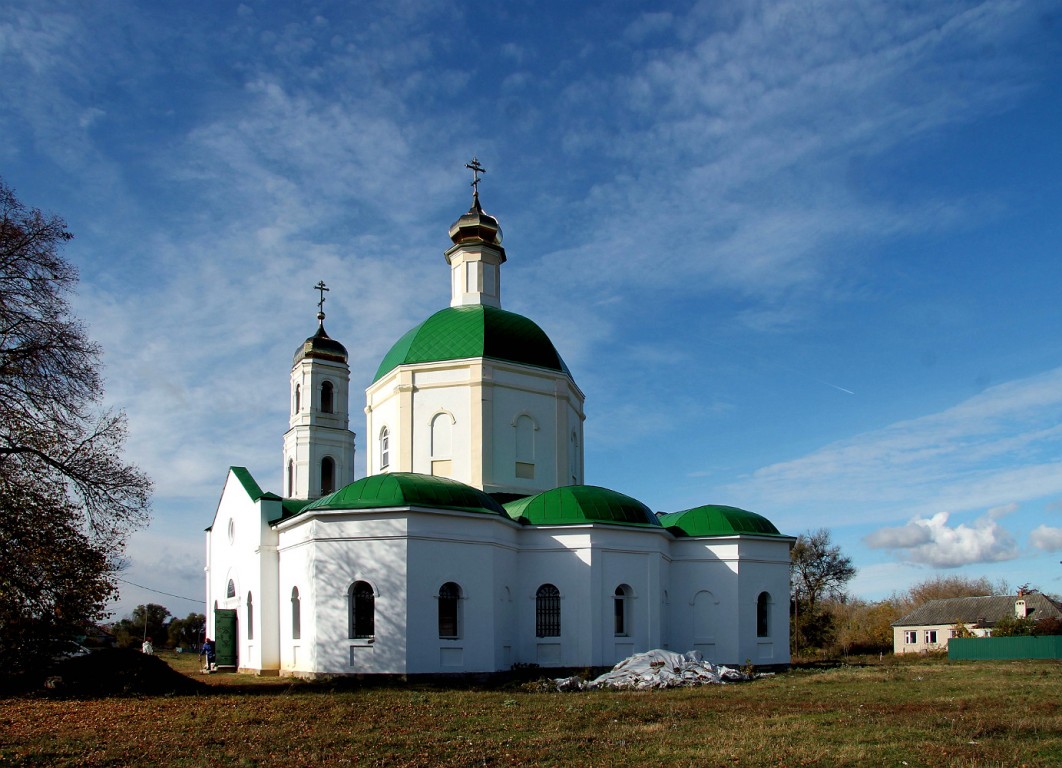 Вислая Поляна. Церковь Троицы Живоначальной (Вознесения Господня?). фасады