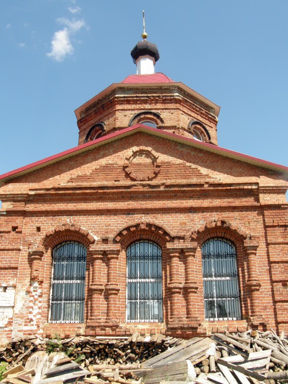 Церковь Илии Пророка, Долгуша (Долгоруковский район, Липецкая область). архитектурные детали
