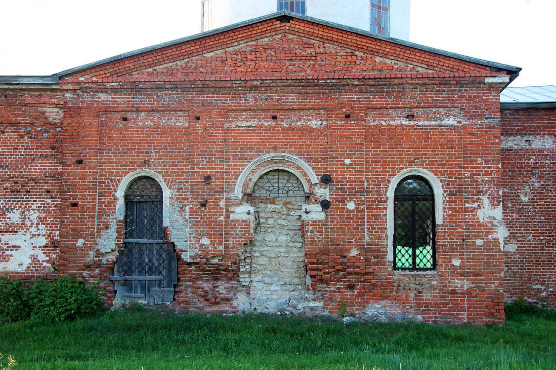 Черкассы. Церковь Казанской иконы Божией Матери (старая). фасады