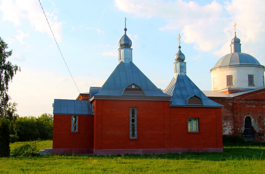 Черкассы. Церковь Казанской иконы Божией Матери (новая). фасады
