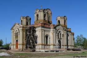 Излегоще. Церковь Рождества Христова