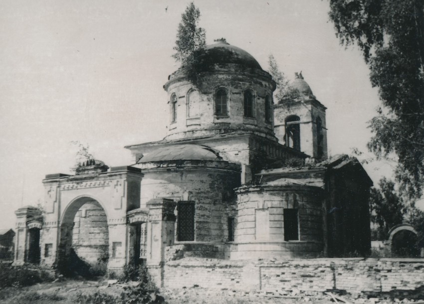 Церковь Георгия Победоносца, Юрьево-Девичье (Конаковский район, Тверская область). фасады