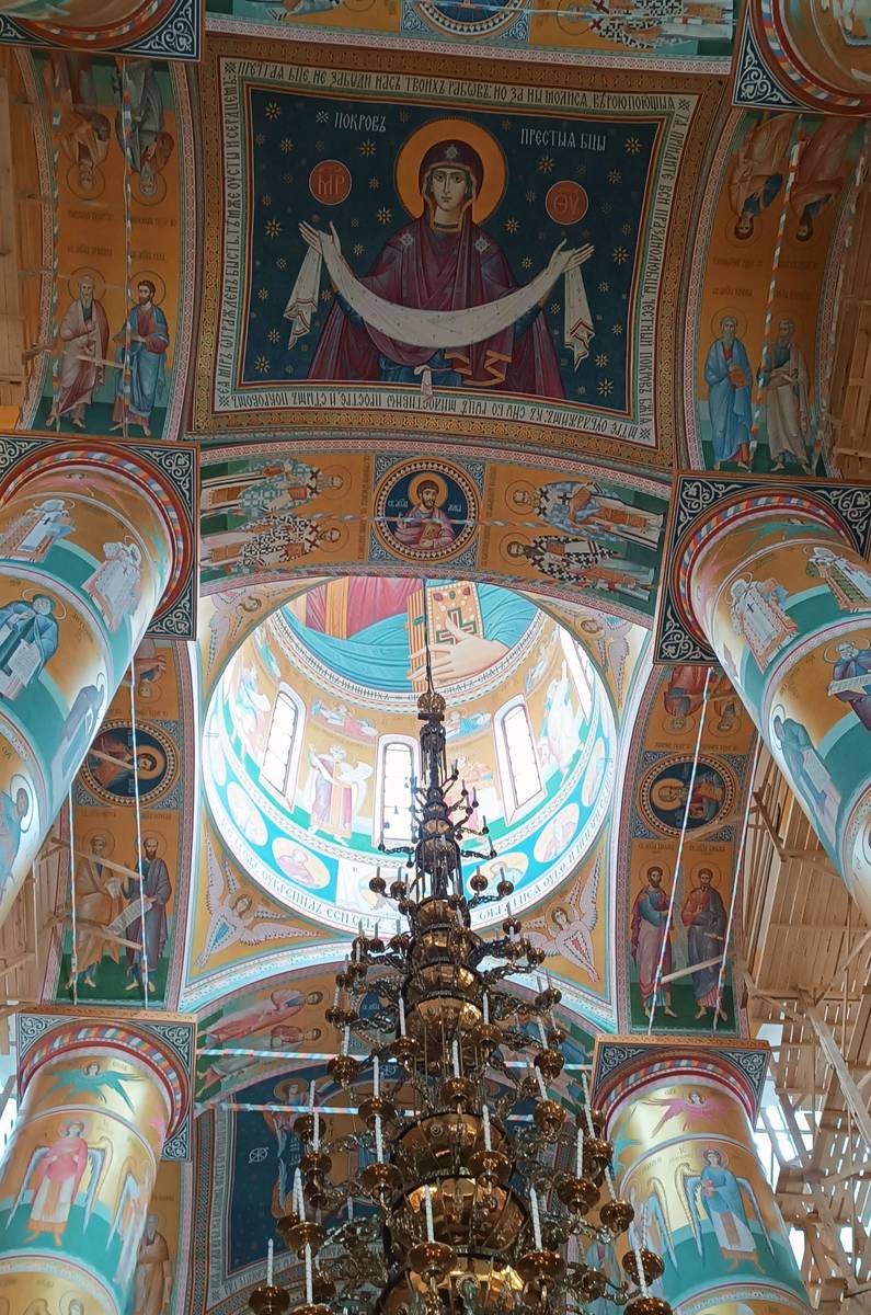 Кафедральный собор Успения Пресвятой Богородицы (новый), Ярославль (Ярославль, город, Ярославская область). интерьер и убранство, Роспись потолка основного объема собора