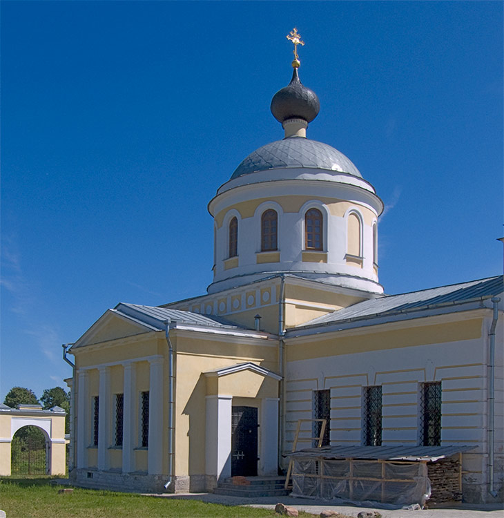 Церковь Георгия Победоносца, Юрьево-Девичье (Конаковский район, Тверская область). фасады